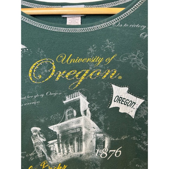 Y2k Vintage P. Michael Oregon all iver print top - Picture 4 of 5